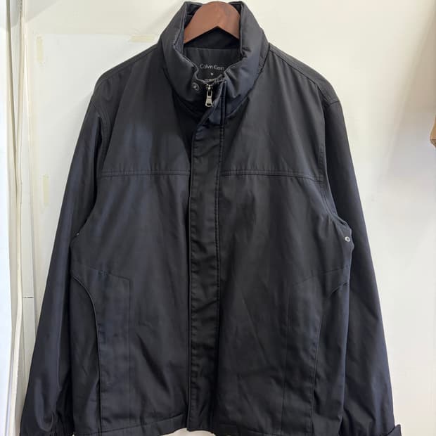 N106. CK 자켓 