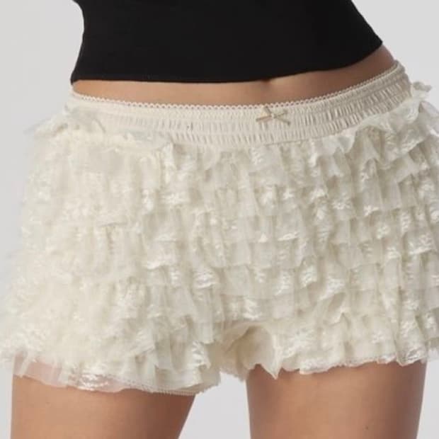 새상품/글로니 레이스 캉캉 쇼츠