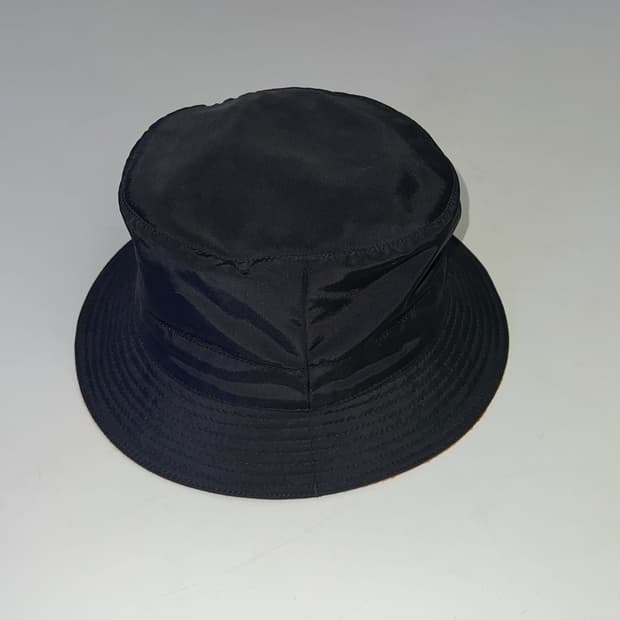 에르메스 캐시미어 라이닝 나일론 바킷햇 블랙 85