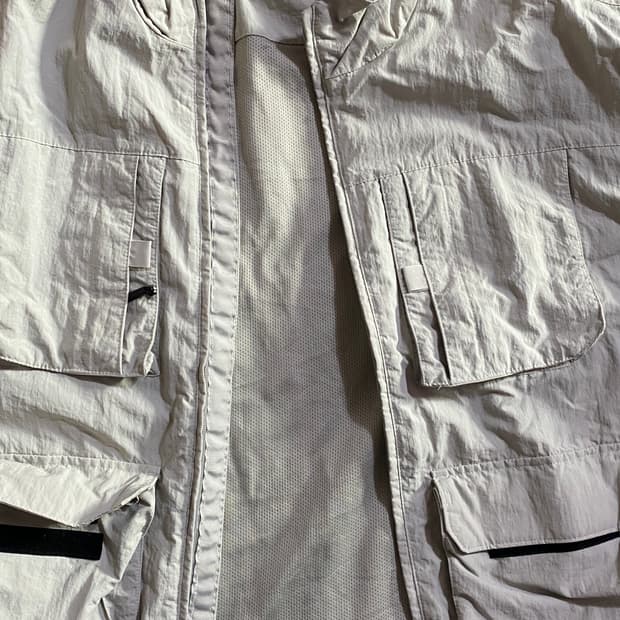 세컨드모놀로그 라이트 그레이 포켓 바람막이 자켓 XL