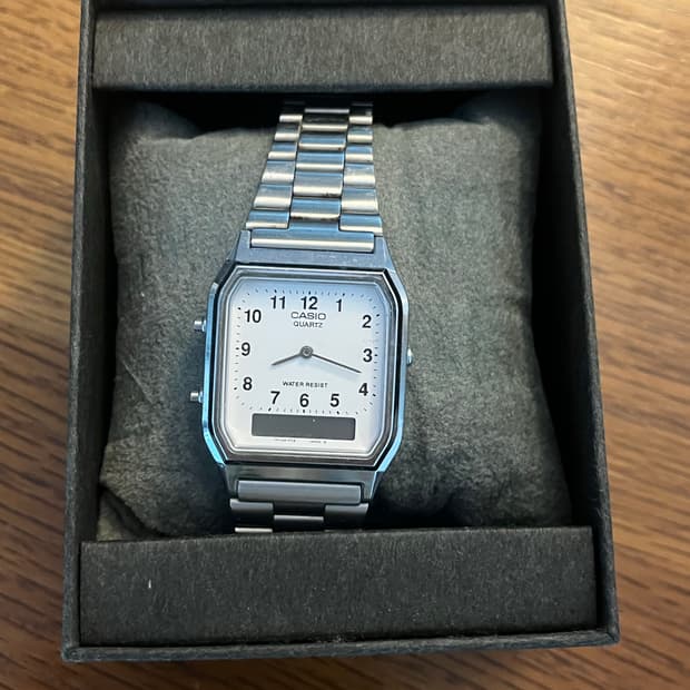 카시오 AQ-230A 빈티지 메탈 시계