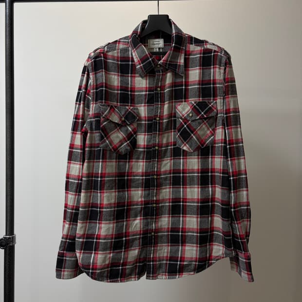 (XL) Leiv 리바이스 시그니쳐 투포켓 플란넬 견장 체크 셔츠