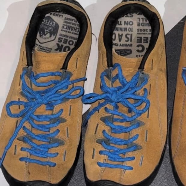 킨 재스퍼 카멜 운동화