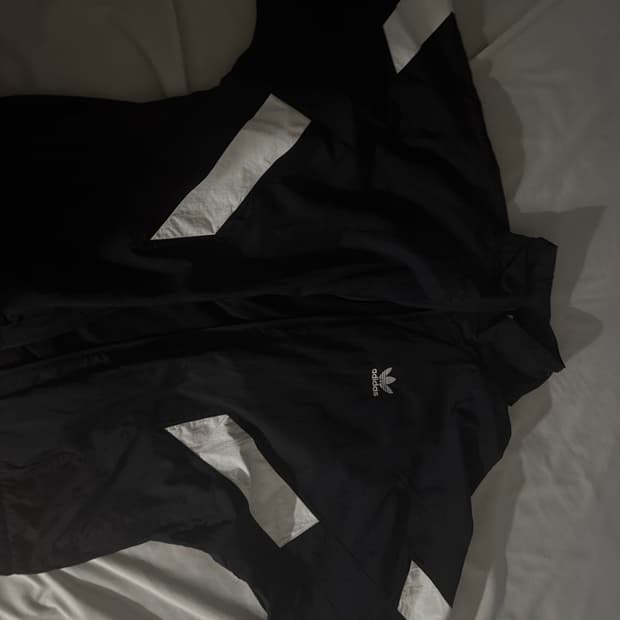 아디다스  자켓 (unisex) 🖤🤍