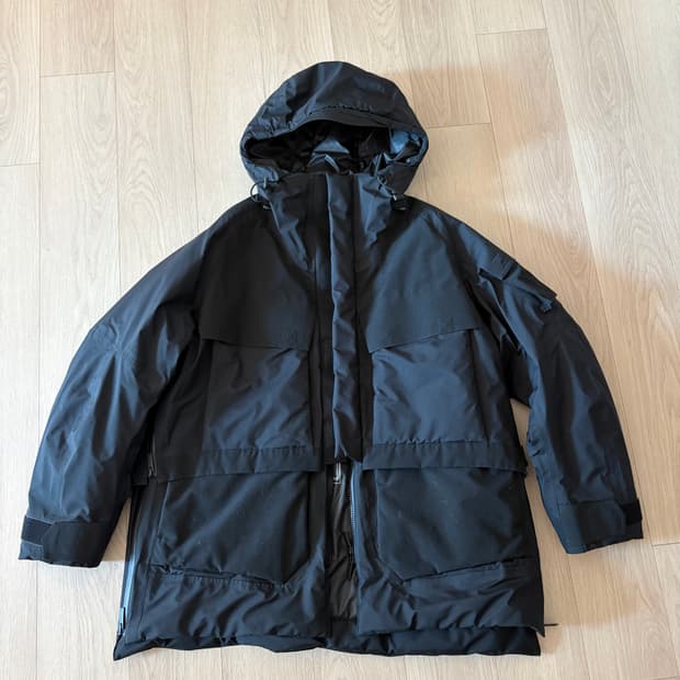 White mountaineering BLK 자켓