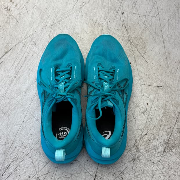 아식스 노바블라스트5 280사이즈