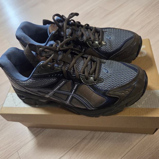 아식스 gt2160 ub6-s 280사이즈