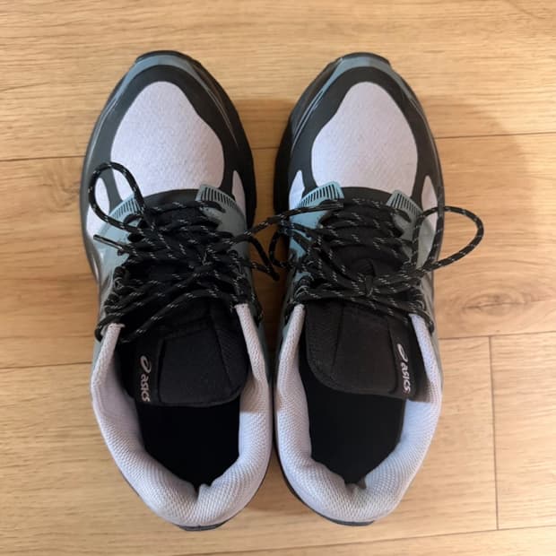 아식스 젤 터레인 페이디드 애쉬 락 블랙 240