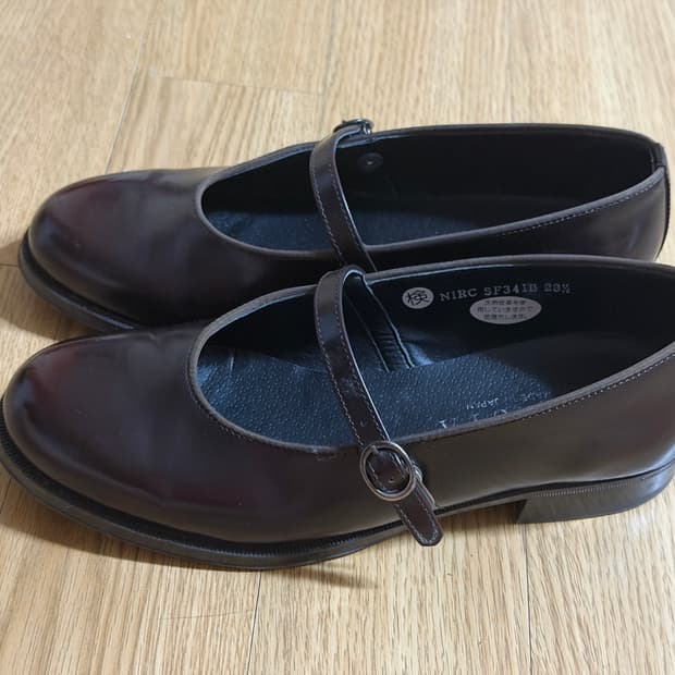 하루타 메리제인 초코 브라운