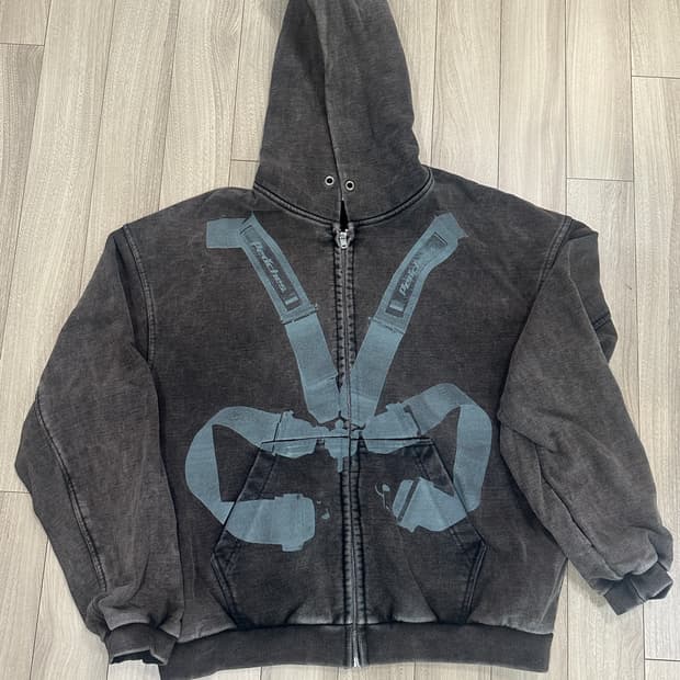 Peaches 후드집업