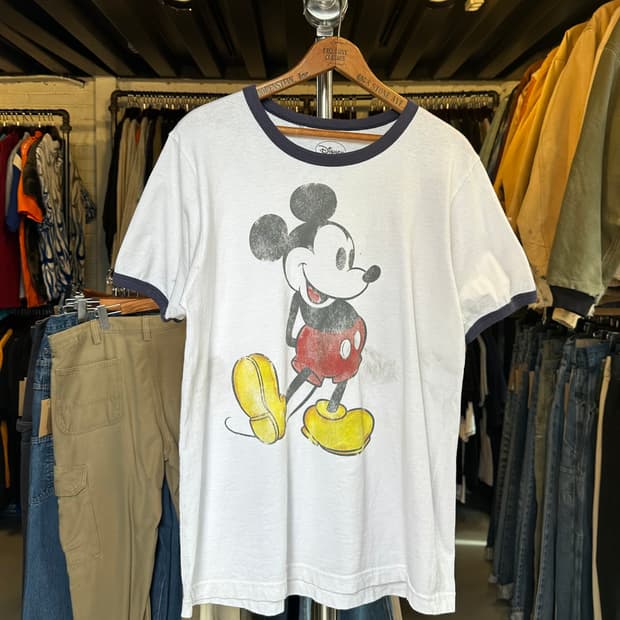 디즈니 미키마우스 프린팅 더티 링거티셔츠