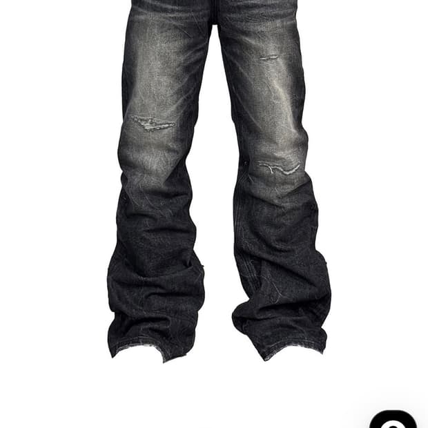 Wave Distressed Straight Black Denim Pan