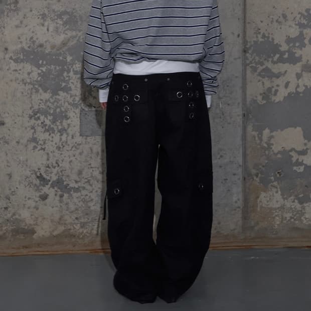 팬시클럽 크로스 포켓 카고 팬츠 아일렛 포인트 십자가