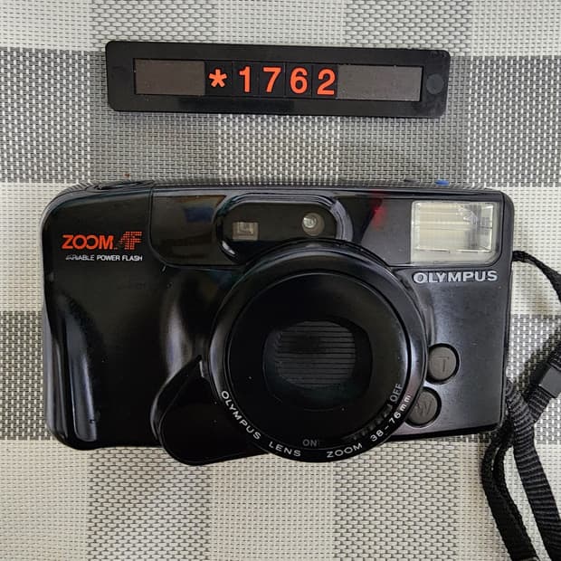 올림푸스  IZM 210 데이터백 필름카메라