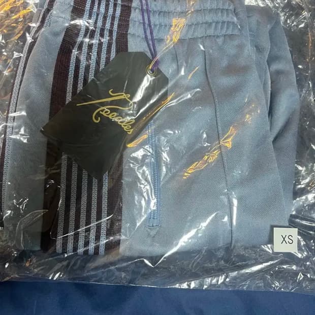 니들스X프릭스스토어 별주 삭스블루 스트레이트 트랙팬츠 xs