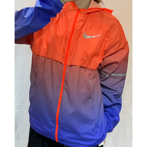 나이키 투톤 그라데이션 후드 바람막이
