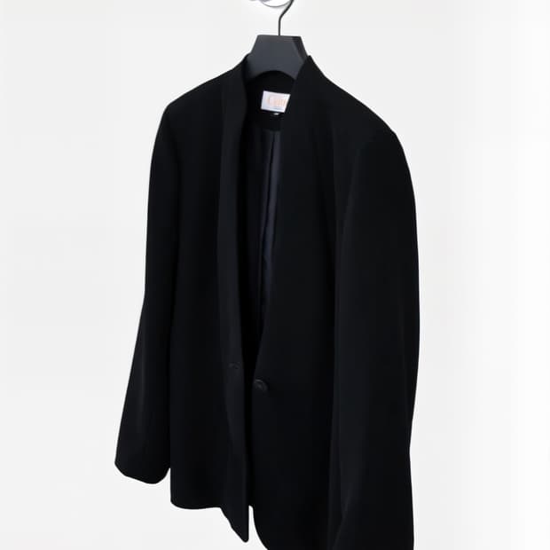 Chloé Minimal Black Jacket