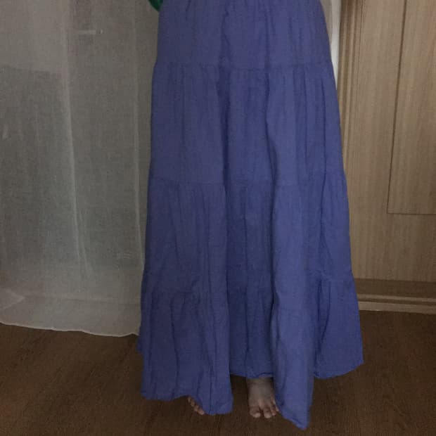 010. periwinkle crease long skirt