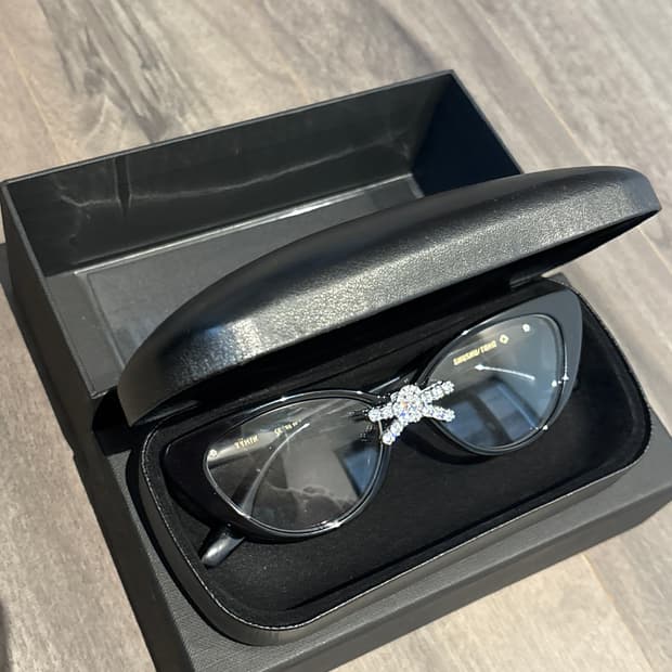 슈슈통 위민 glasses