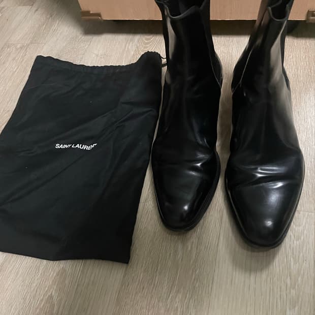 생로랑 에디 40 부츠 42