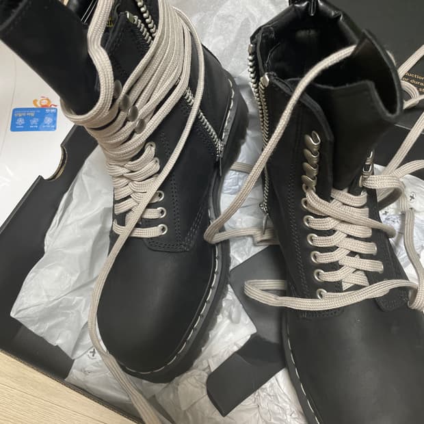 릭오웬스 닥터마틴 스틸토 270 새상품