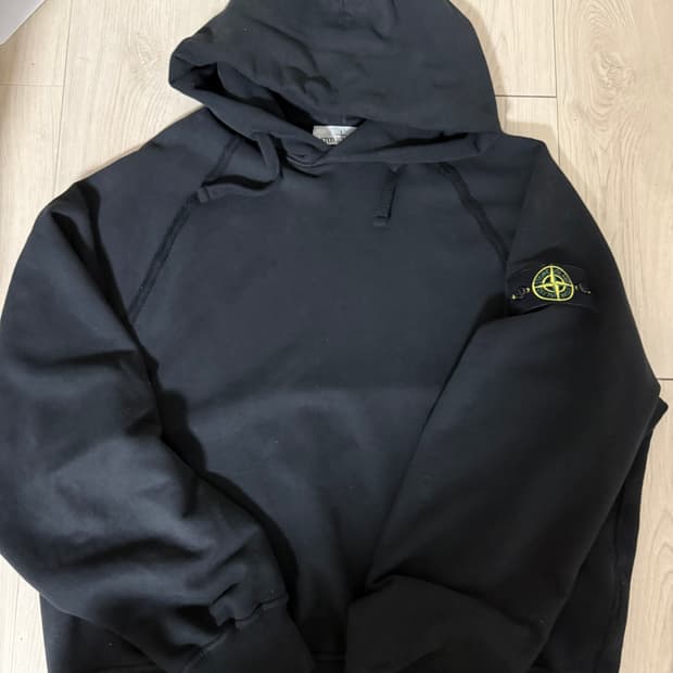 스톤 아일랜드 오버핏 후드티 L K2S156100023S0A20V0029