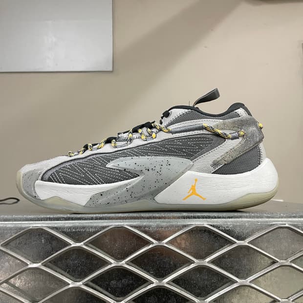 나이키 조던 루카2 스모크 그레이 285 (gr-4702)