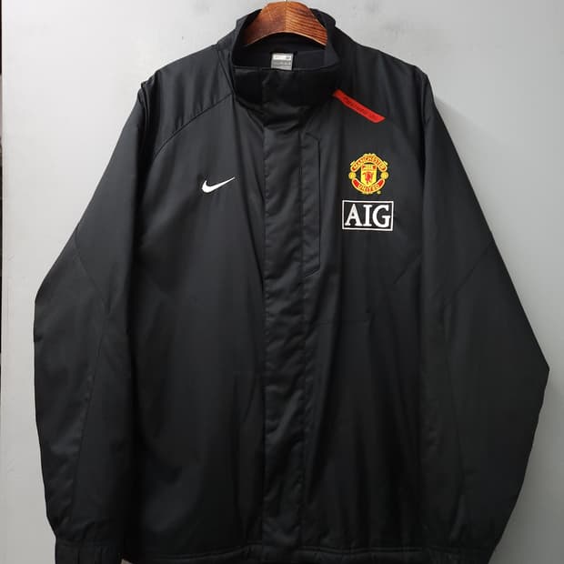 나이키 맨체스터유나이티드 패딩 바람막이