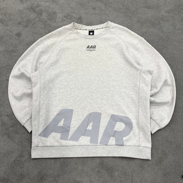 105 데상트 AAR 맨투맨