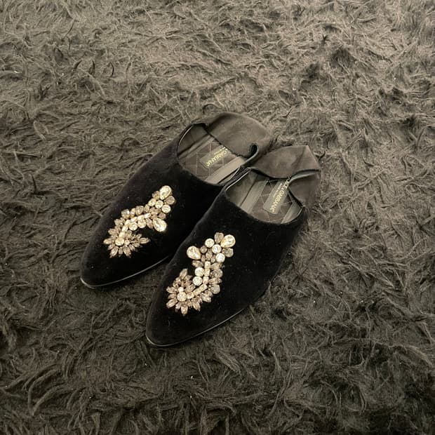 돌체앤가바나 벨벳 비즈 로퍼