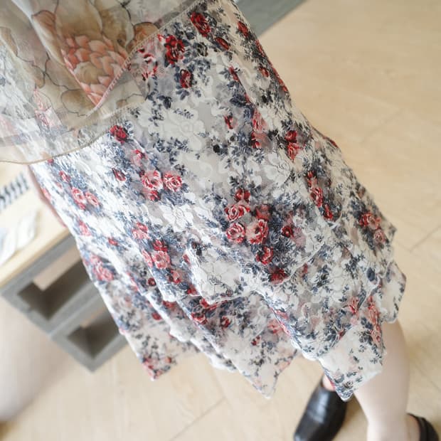 lace flower skirt