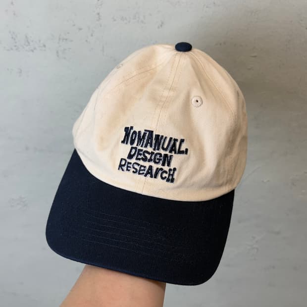 노매뉴얼 투톤 볼캡