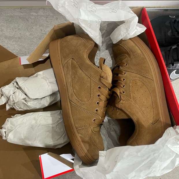 [275][9.5]es accel 브라운 