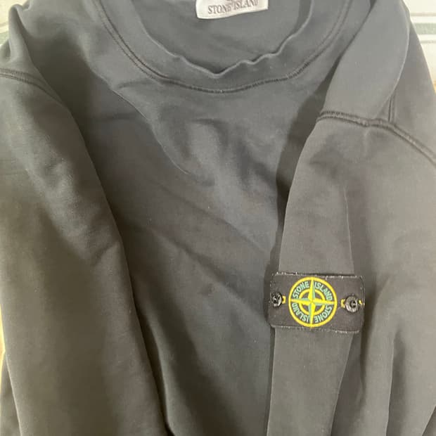 스톤아일랜드 맨투맨