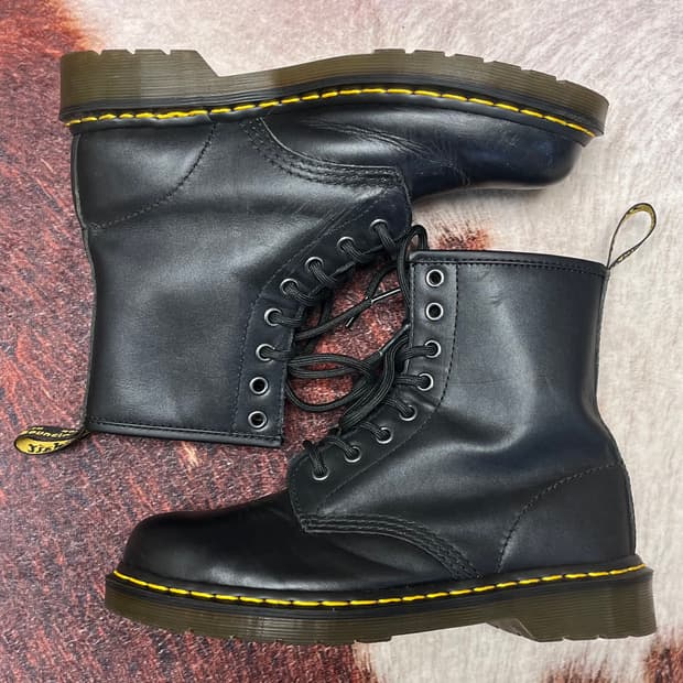 [38] 닥터마틴 1460 블랙 8홀 부츠