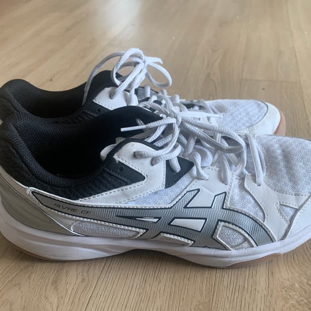 아식스 리브레 cf인도어화