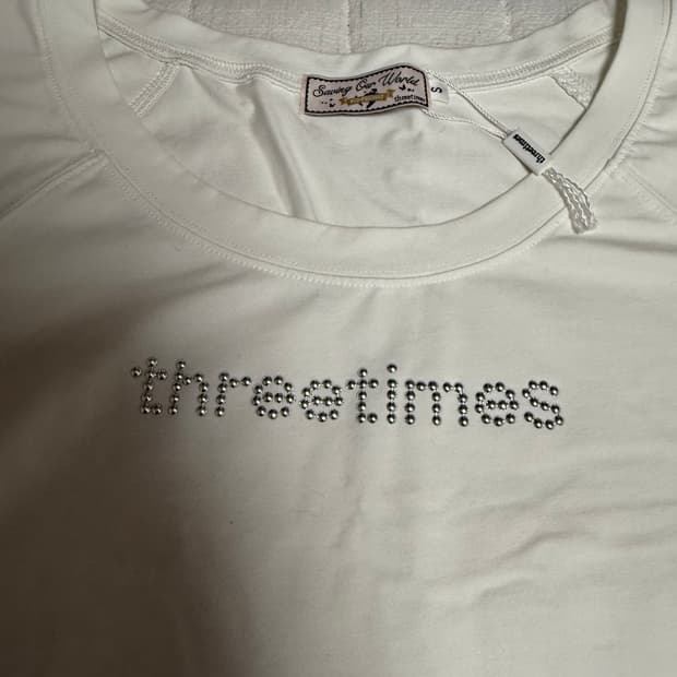 쓰리타임즈 로고티 반팔