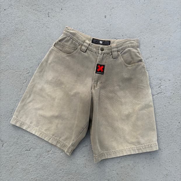 OLD QUIKSILVER RED X SHORTS