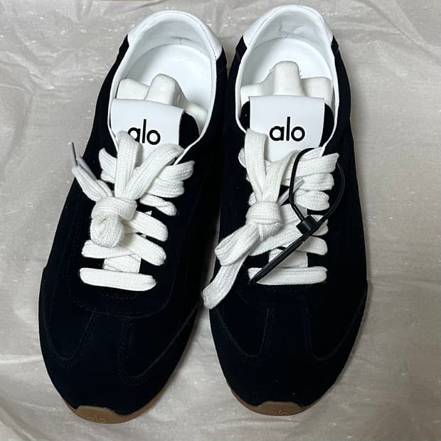 알로 요가 선셋 스니커즈 블랙 W5.5