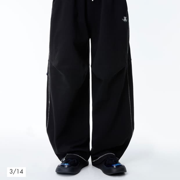 아더에러 Nolc logo sweatpants Noir