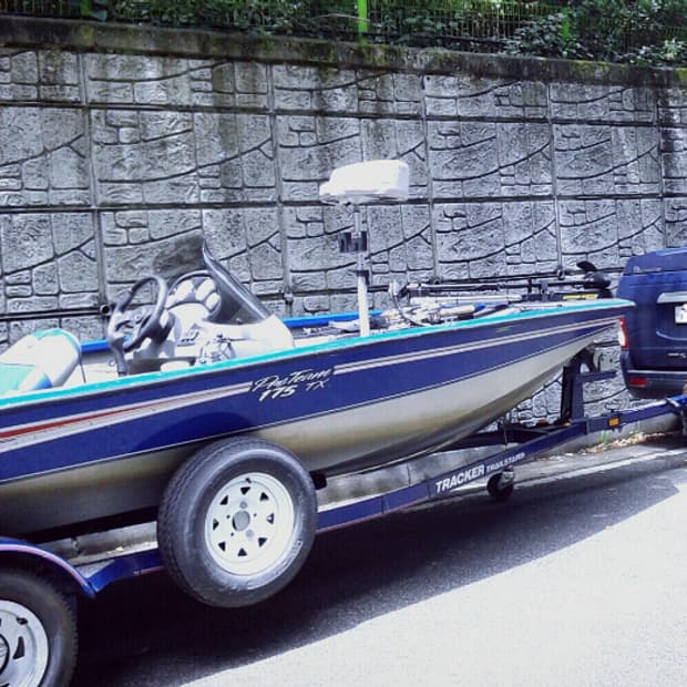 배스보트 트래커 175