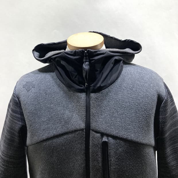 데상트 남 모션니트 자카드 플리스후드자켓 M