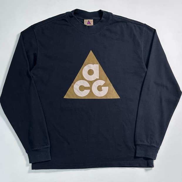 나이키 ACG 롱 슬리브 