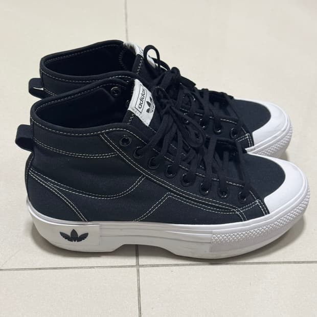 아디다스 니짜 트랙 스니커즈