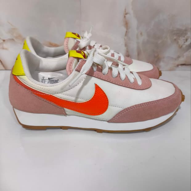 230mm 나이키 데이브레이크 코랄핑크 운동화