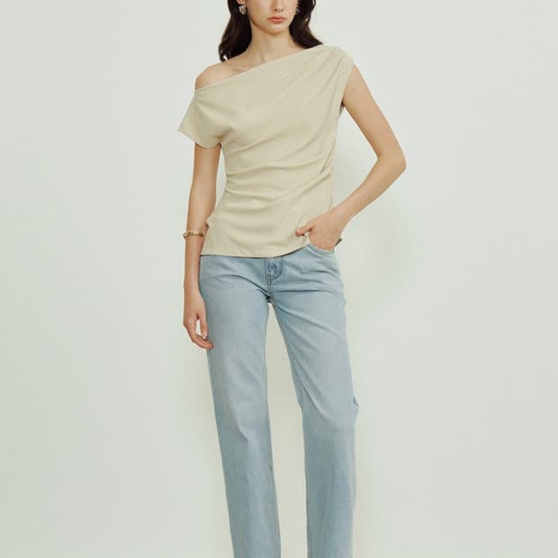 엘보른 Enora Drape Top 아이보리 34