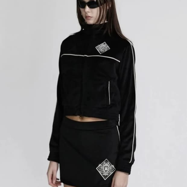 배드블러드 라이온 크레스트 벨벳 집업 블랙 S