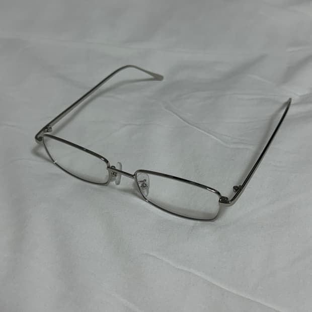 실버 메탈 안경테