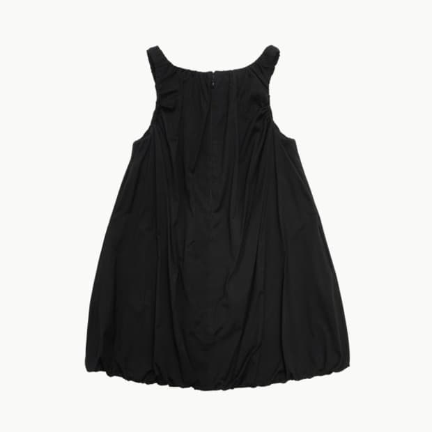 아모멘토 시어 볼륨 미니 드레스