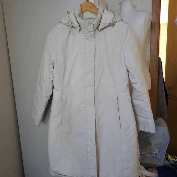 네파 구스다운 고어텍스 패딩 아이보리 95